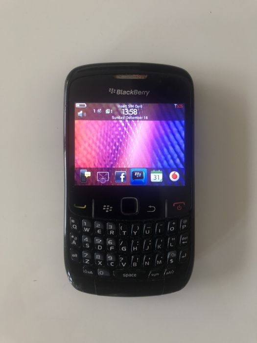 BlackBerry Curve 9320