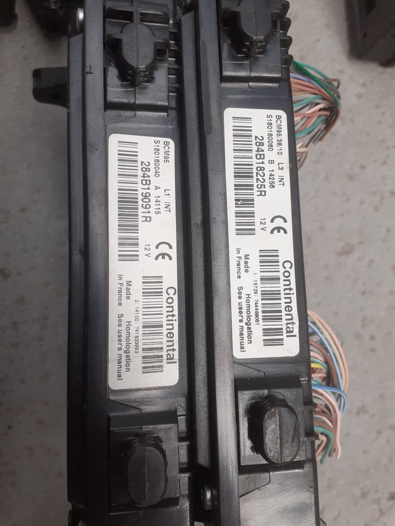 Calculator Modul Unitate Confort BSI Imobilizator Renault Megane 3 1.5