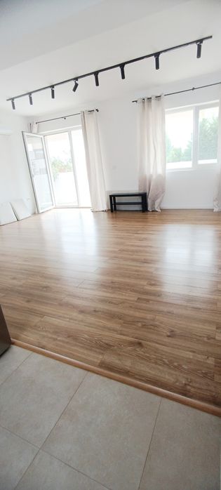 Particular închiriez Vilă Duplex Tunari / Curte +Parcare