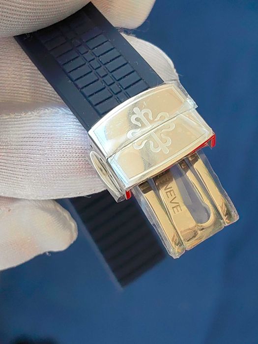 Patek Aquanaut с японски механизъм