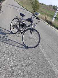 Vând bicicleta cu motor 80cc