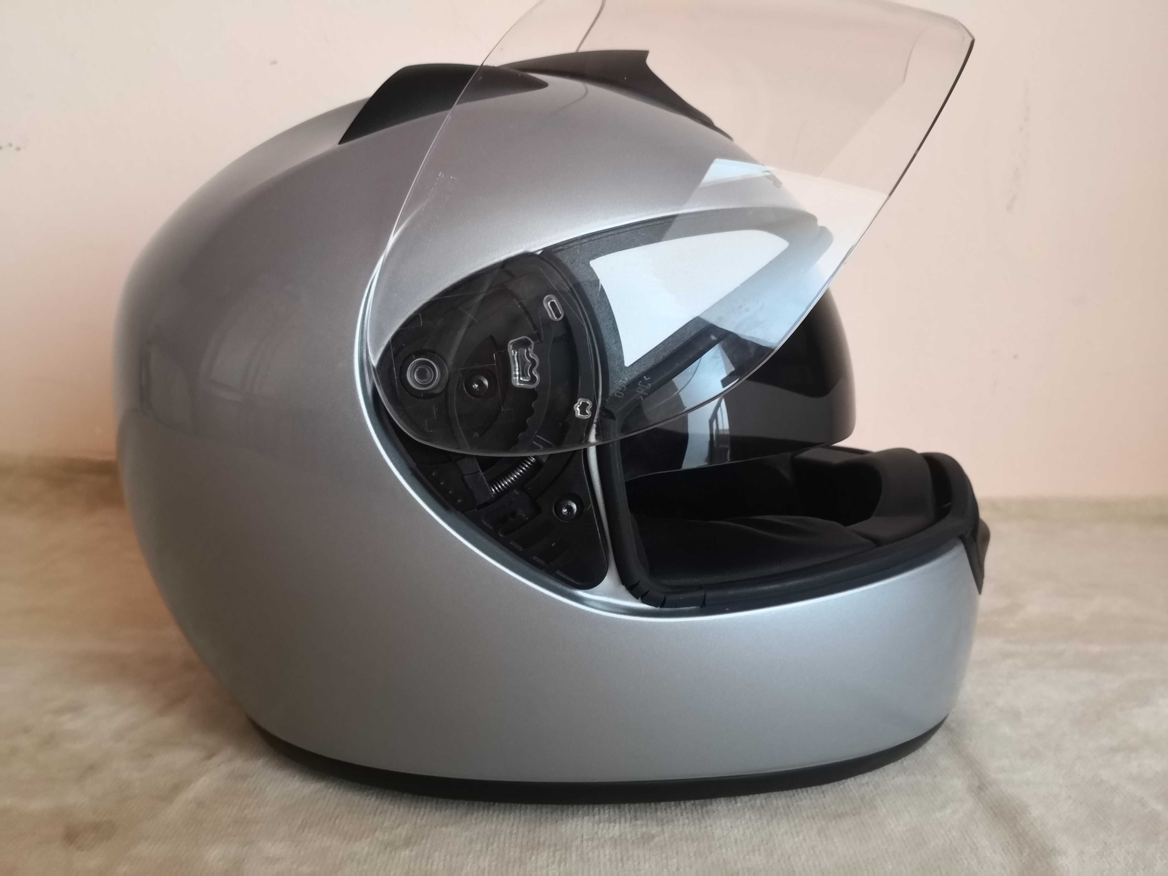 Каски Schuberth /Hjc