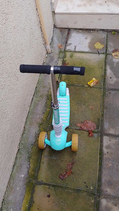 Тротинетка , велосипеди .