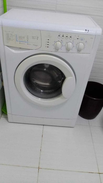 Продам стиральную машину срочно