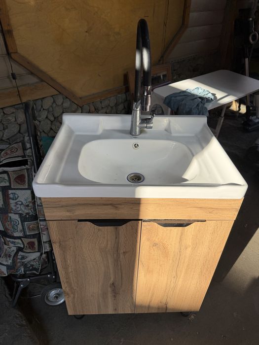 Продам мойку новую