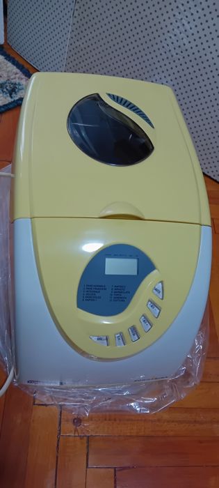 Mașina de făcut paine