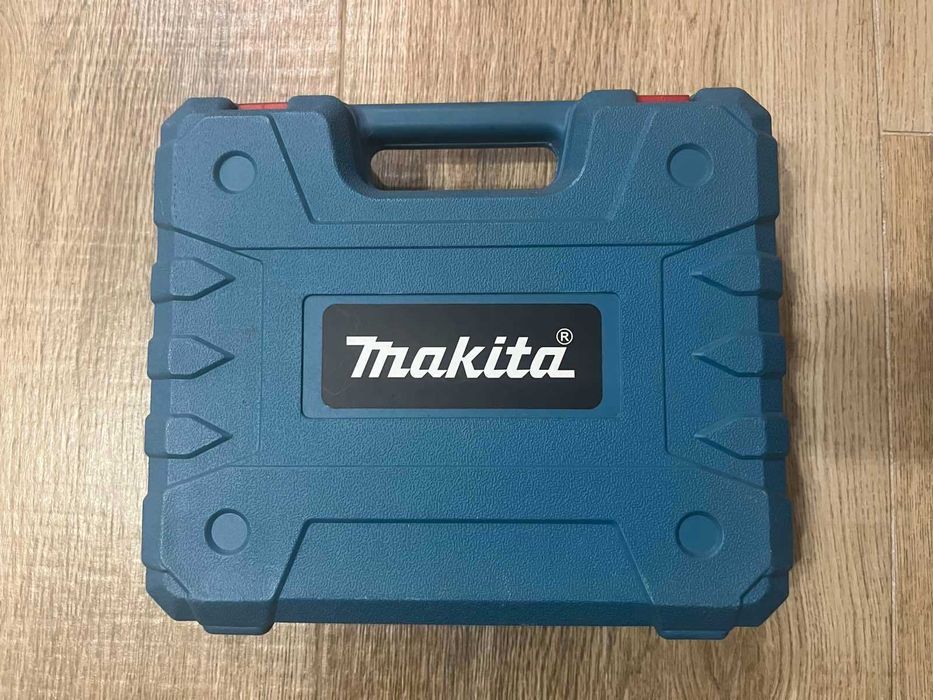 Акумолаторен винтоверт Makitta