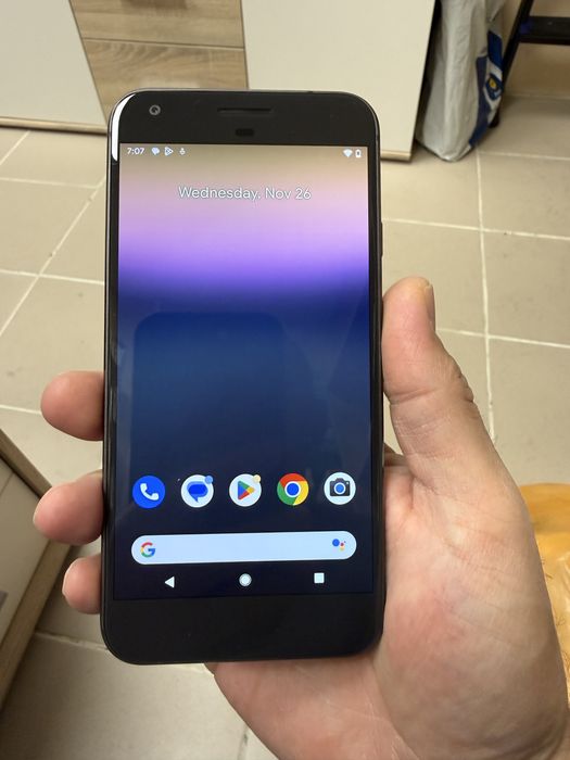 Google Pixel XL 3/23gb - отличен