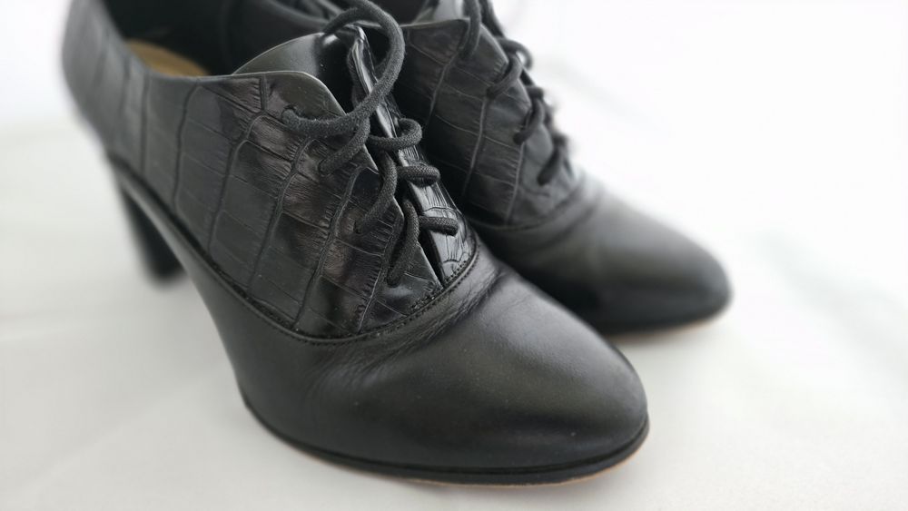 Botine de dama piele Clarks