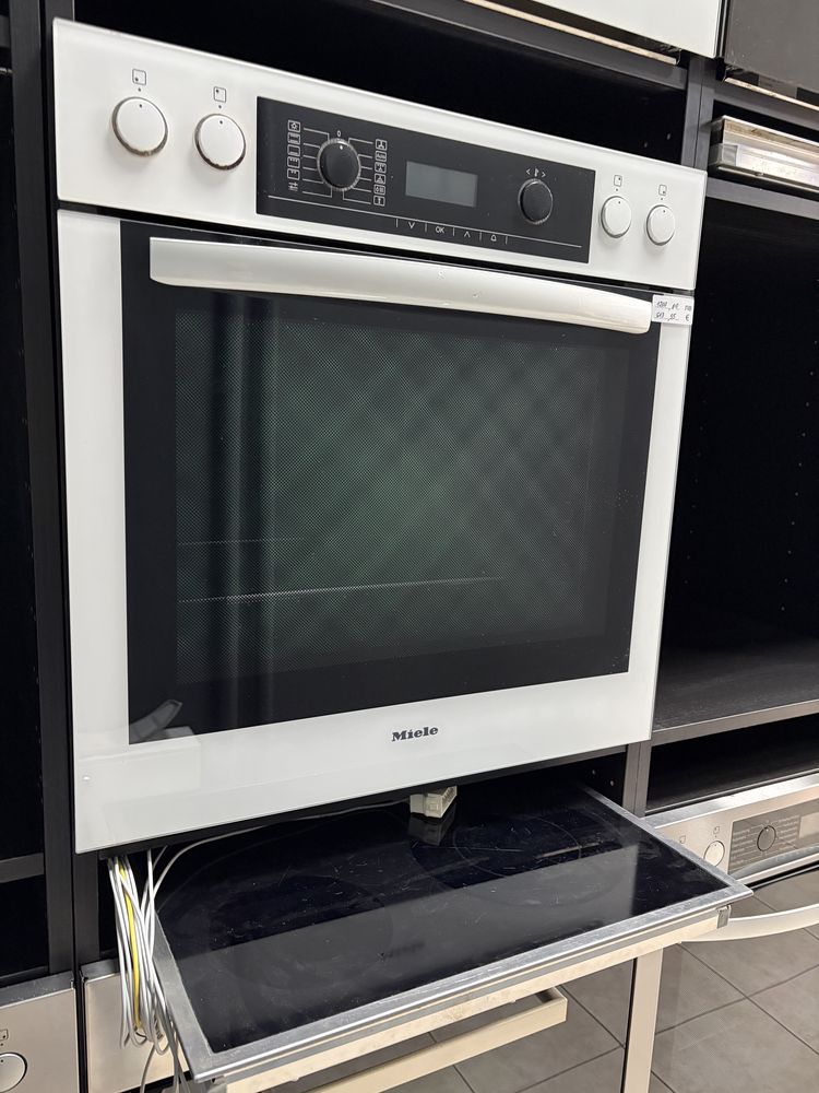 Miele H5361 Фурна за вграждане с керамичен плот/24 мес гаранция