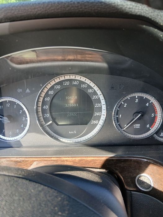 Mercedes Benz  e-class