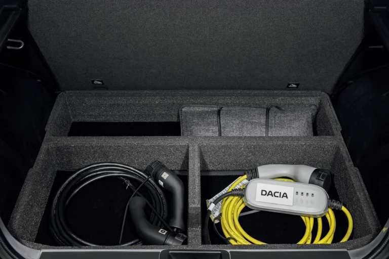 Planşeu dublu pentru portbagaj, Dacia Spring 2024->