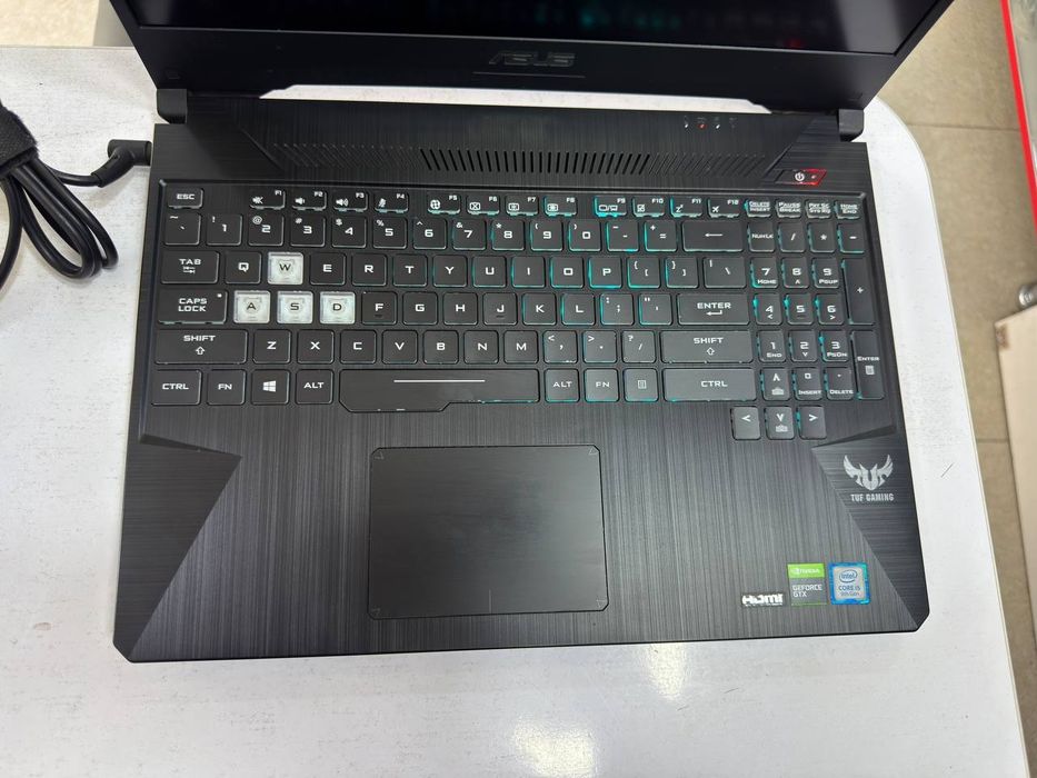 Asus Tuf Gaming i5-9300H 8/1256 SSD Nvme GTX 1650-4gb