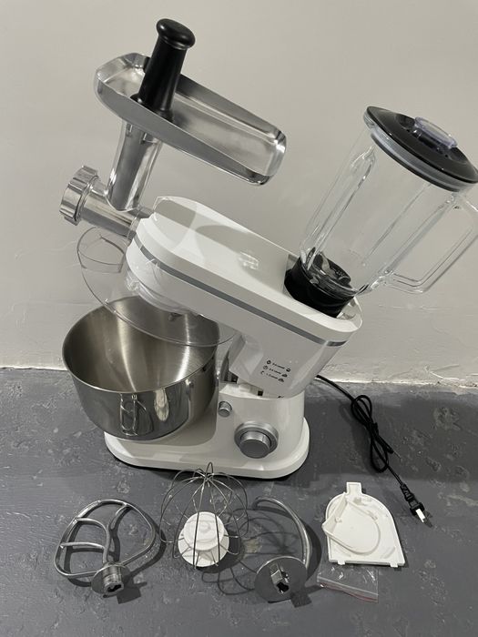 Кухонный комбайнКухонный комбайн

3в1 6 литров。Многофункциональный