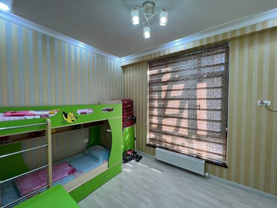 Hovli sotiladi 5.5 sotix