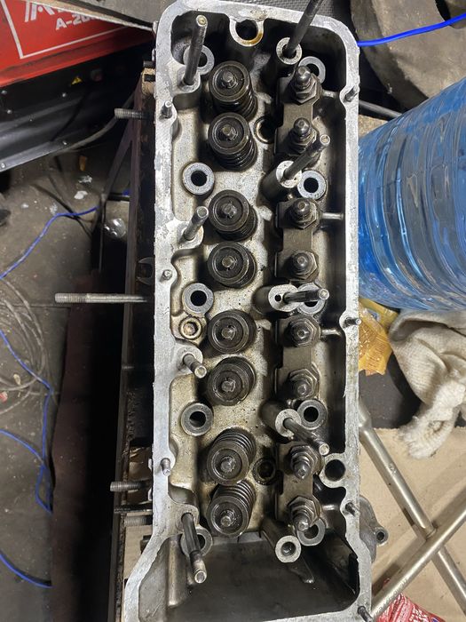 Продам головку блока Нива Ваз