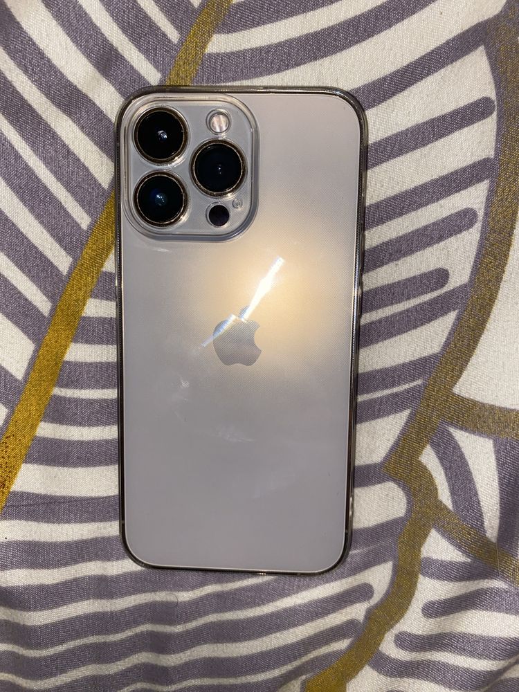 Vand husa+2 folii 13 pro