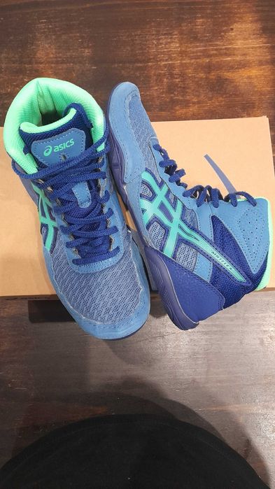 Детски борцовки Asics