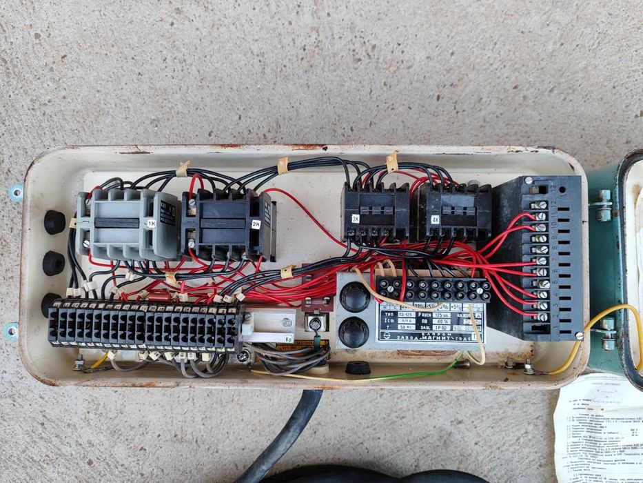 Управление за телфер/ел. двигател, ново, идеално работещо.