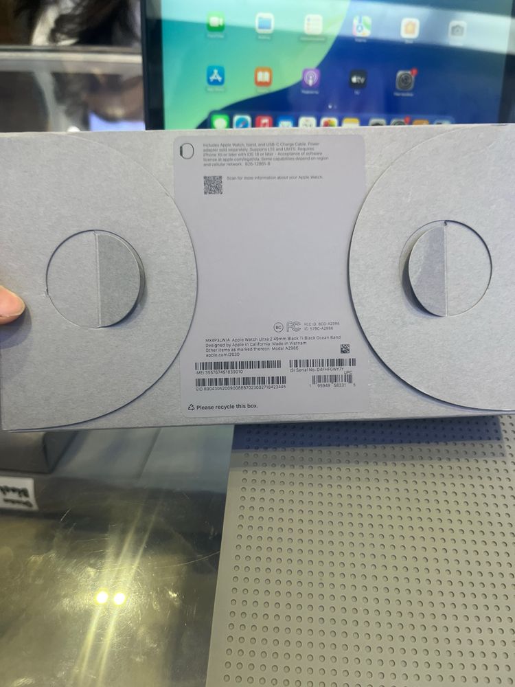 Airpods 4 orginal.