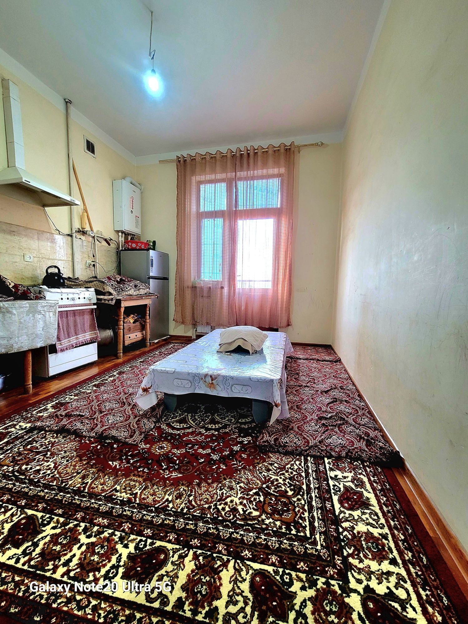 5 qavatli uyni 2 etajidagi 3 xonalik uy.