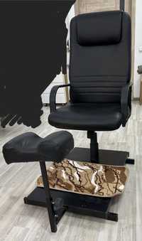 Продаю педикюрное кресло  срочно в отличном  состоянии!