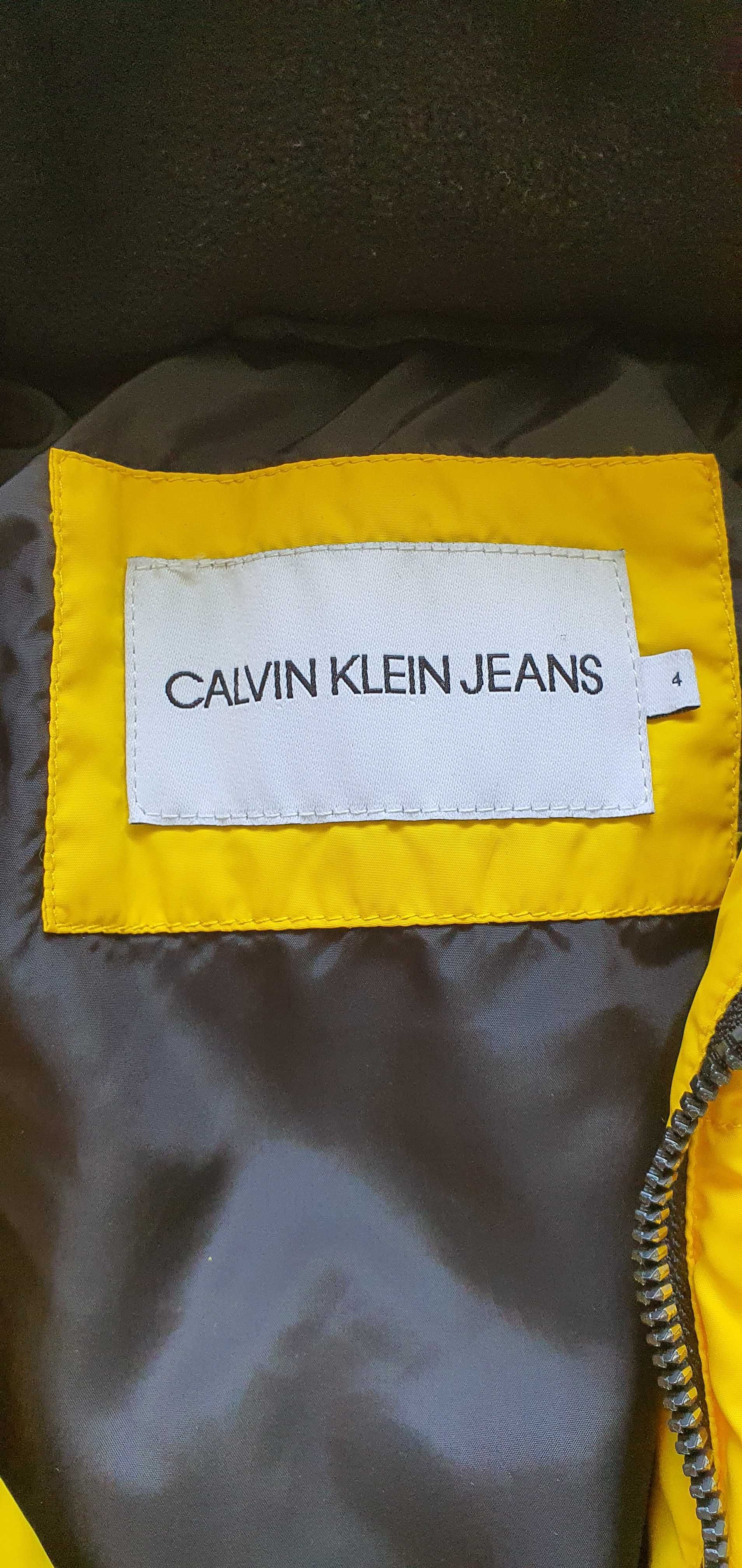 Детско зимно яке Calvin Klein