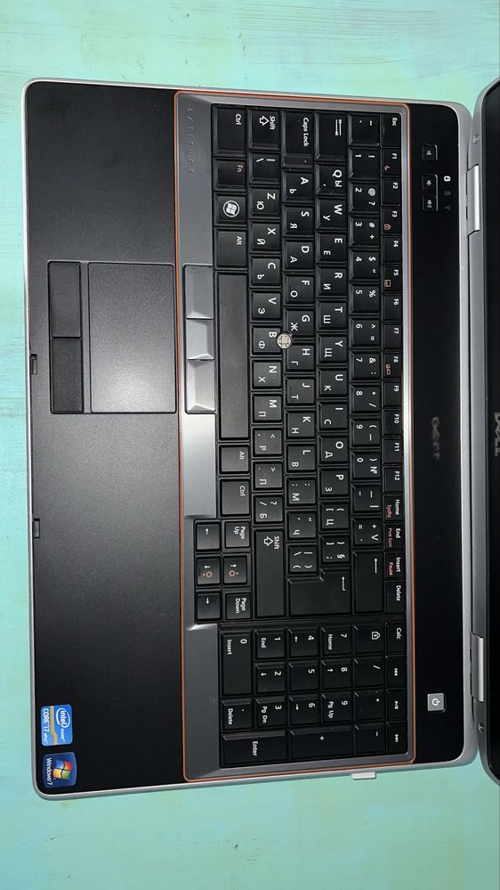 Лаптоп делл Е6520