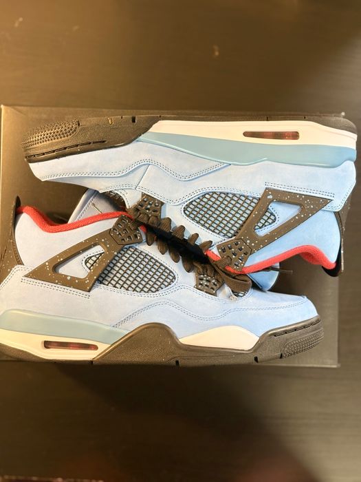 Air Jordan Retro 4 Travis Scott