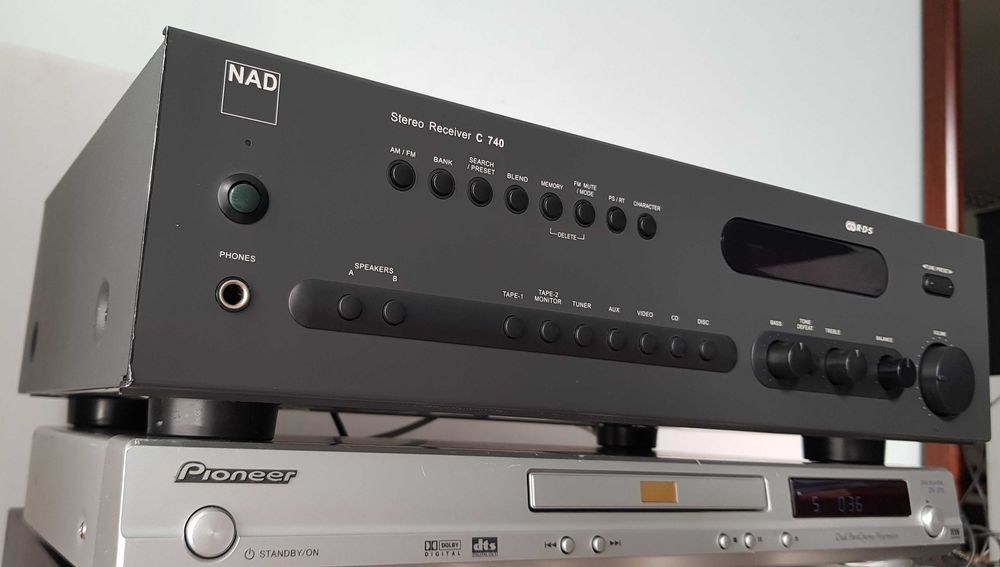 NAD C 740  statie muzica