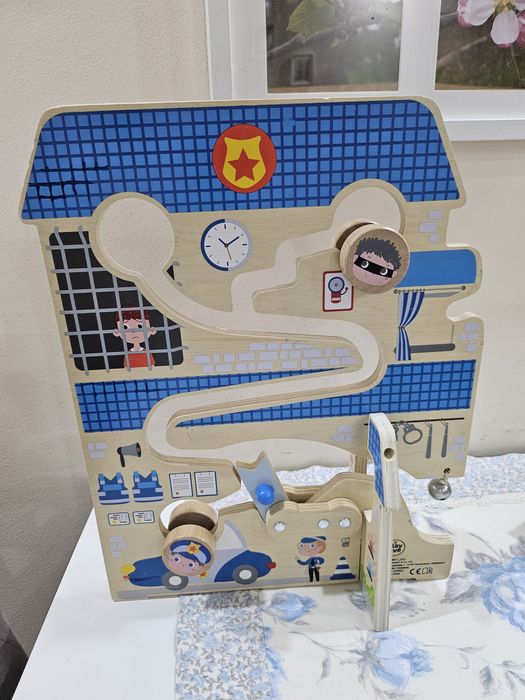 Детска дървена играчка