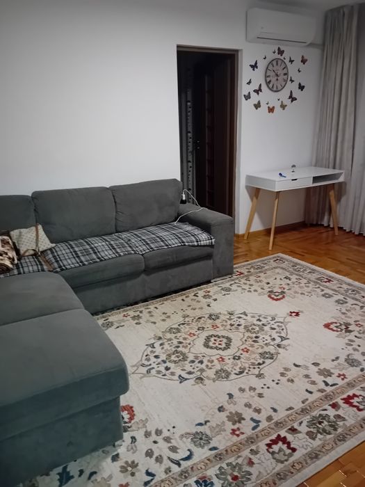Inchiriez apartament 3 camere, Bacău, Milcov 122