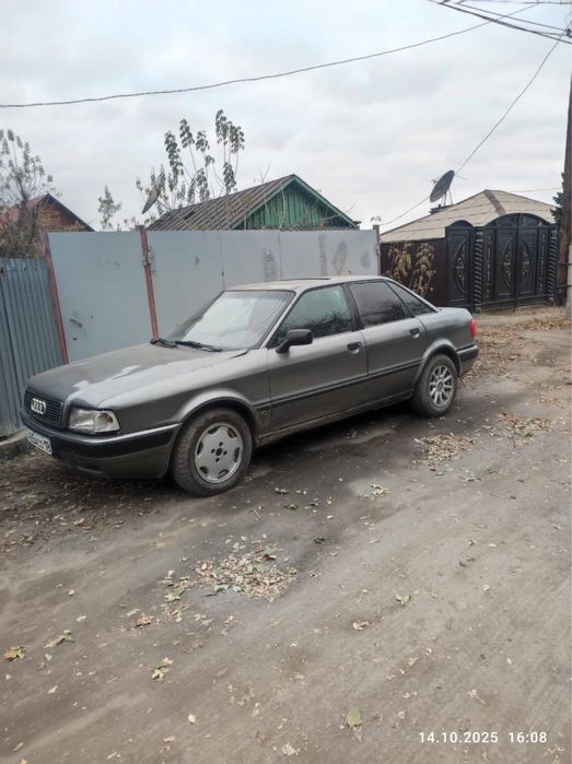 продам Audi B4 срочно