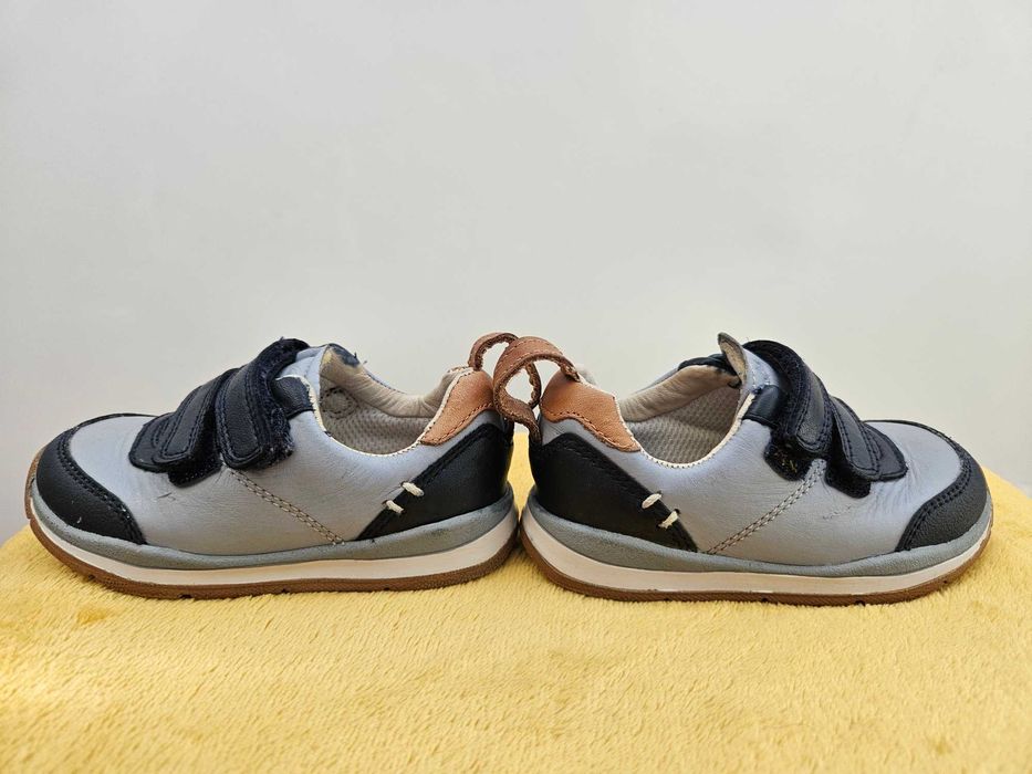 Clark's nr 20,5 baietei, pantofi piele primii pasi, prewalker