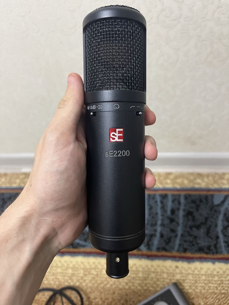 ТОРГ Микрофон и аудиокарта Se electronics sE2200 и Audient id 4 mk 2
