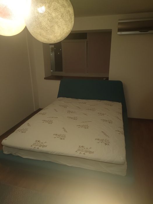 Închiriez garsoniera