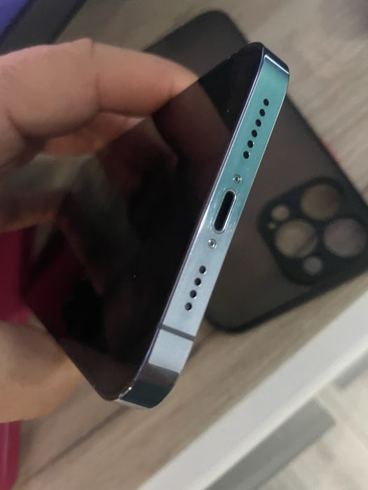 Vand iph 13-PRO MAX 256-Siera blue