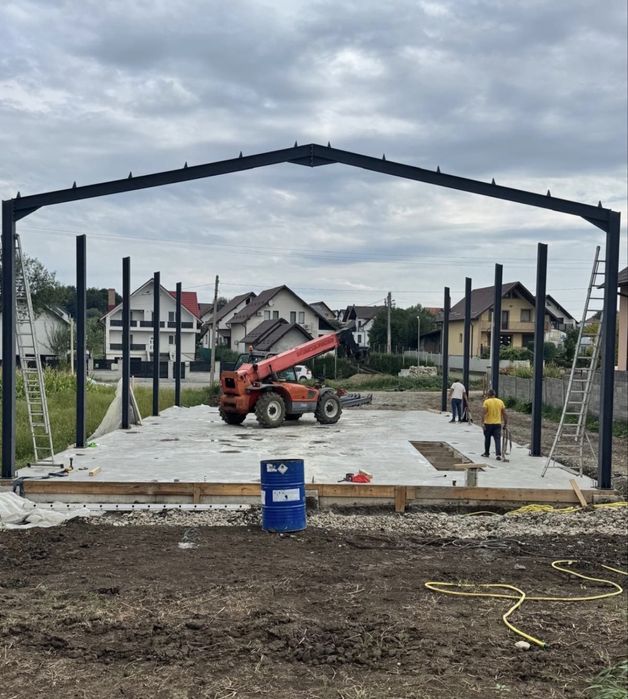 Vand hale si structuri metalice accept varinate cu duba