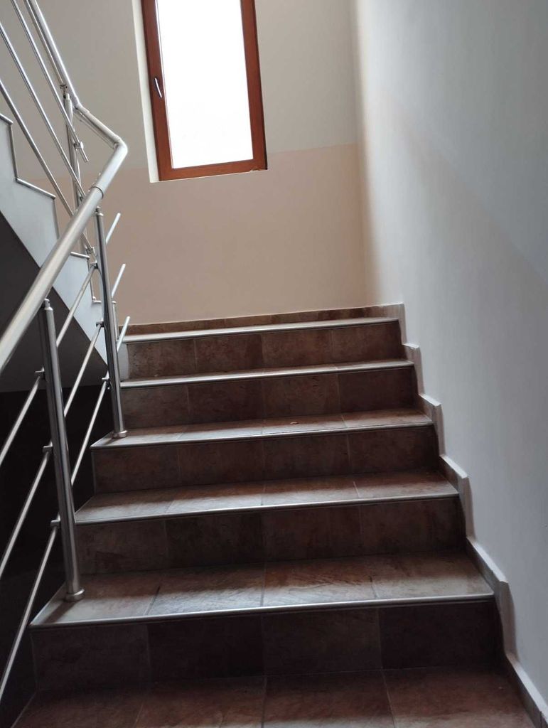 Продава се Тристаен апартамент в Варна, Гръцка махала - 86 кв.м за 3431 €/кв.м - Снимка #21