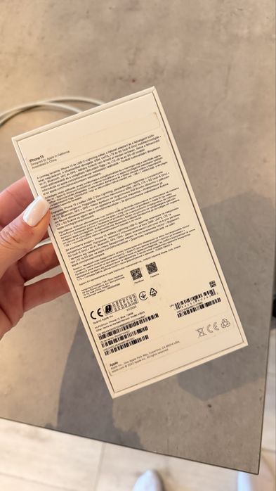 Iphone 13 - без забележки. Цената е крайна
