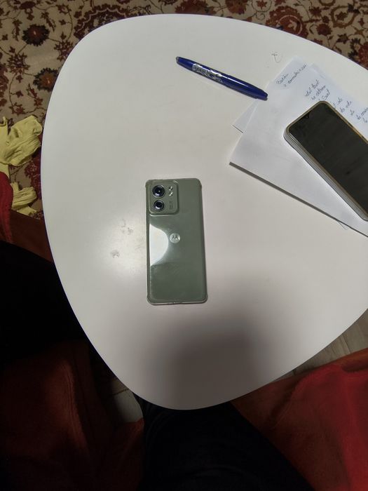 Vând telefon motorola edge 40