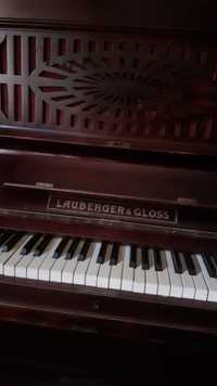 Vând Pianina Lauberger&Gloss