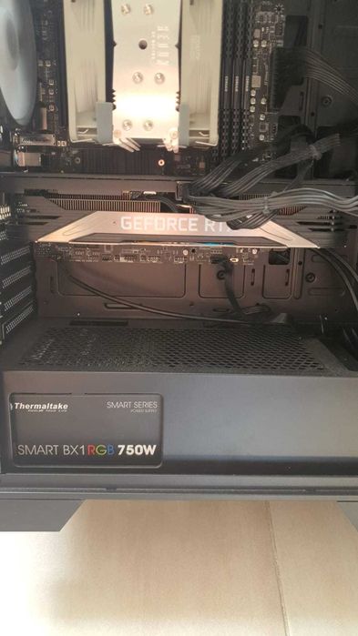 Placa video Gainward phonix cu luminite 3070 ti 8 gb