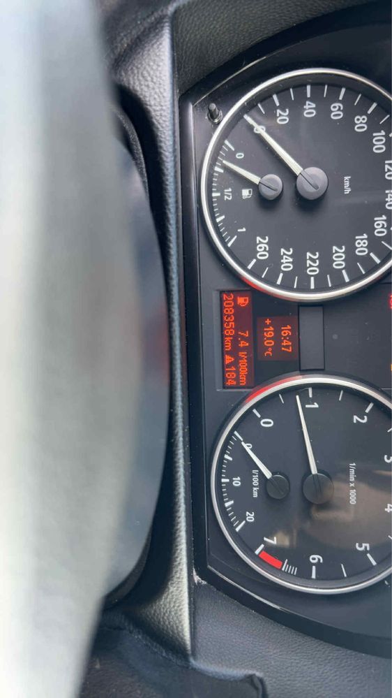 Se vinde bmw e 90 320 i