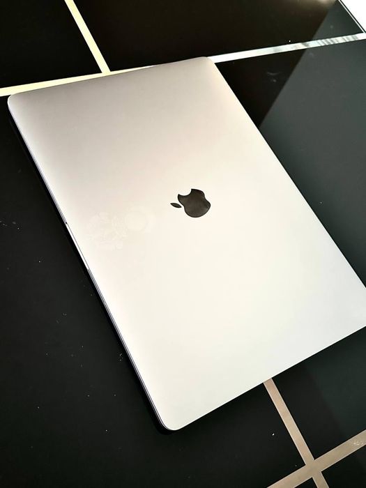 MacBook Pro 15” (A1707, 2017)