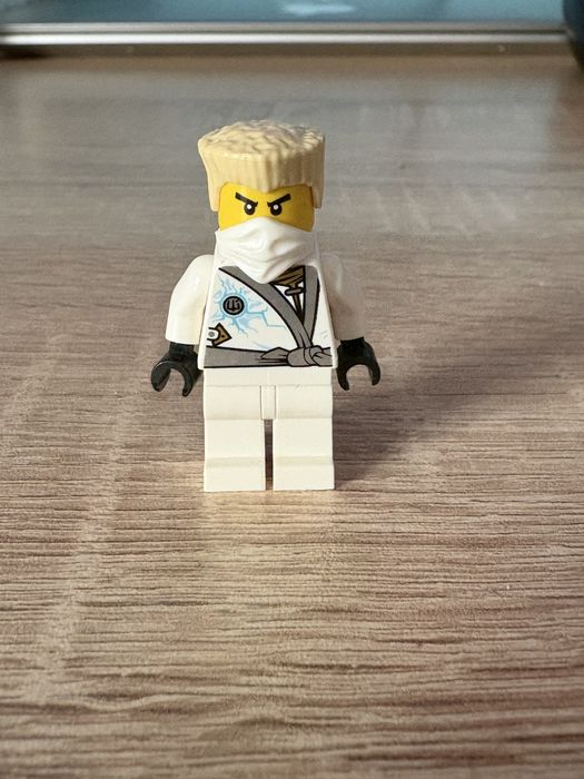 LEGO Ninjago Kai & Zane - оригинални и редки колекционерски фигурки