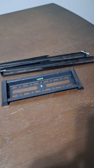 Настенный кронштейн для телевизора