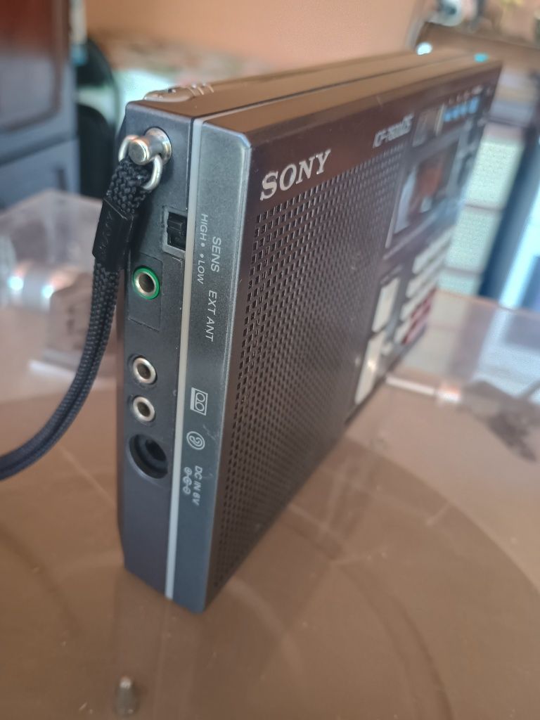 SONY model: icf-w7600DS