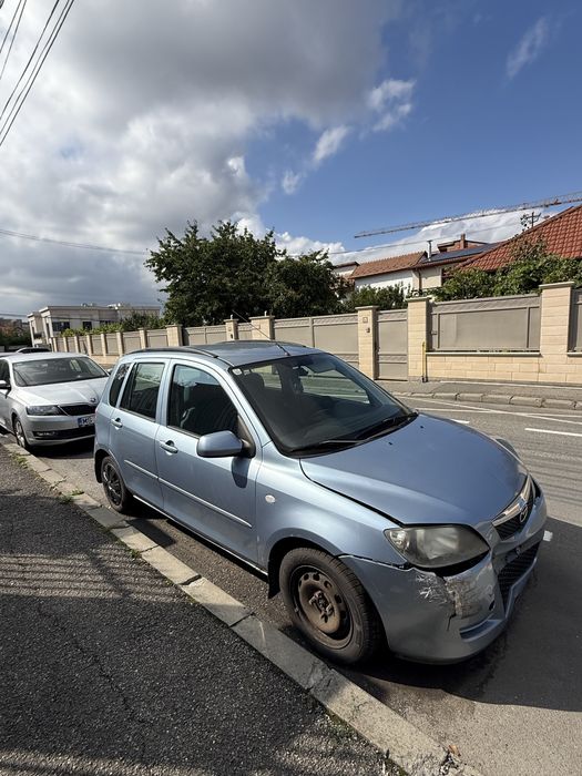 Mazda 2 2004 Avariat