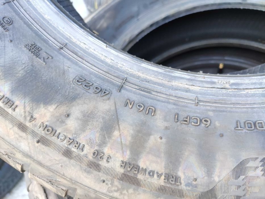2бр Летни гуми 215 60 16 - Bridgestone - DOT 2022